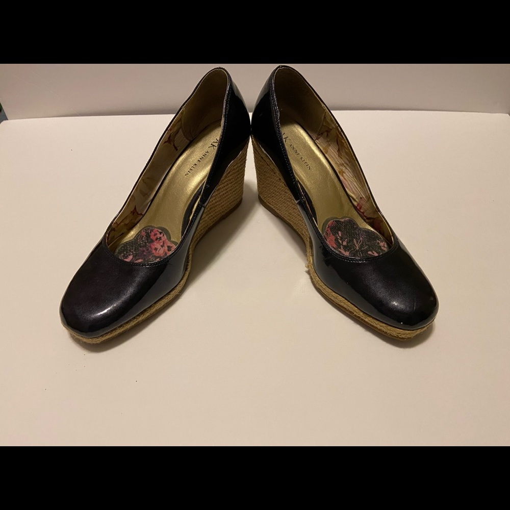 Shoe.